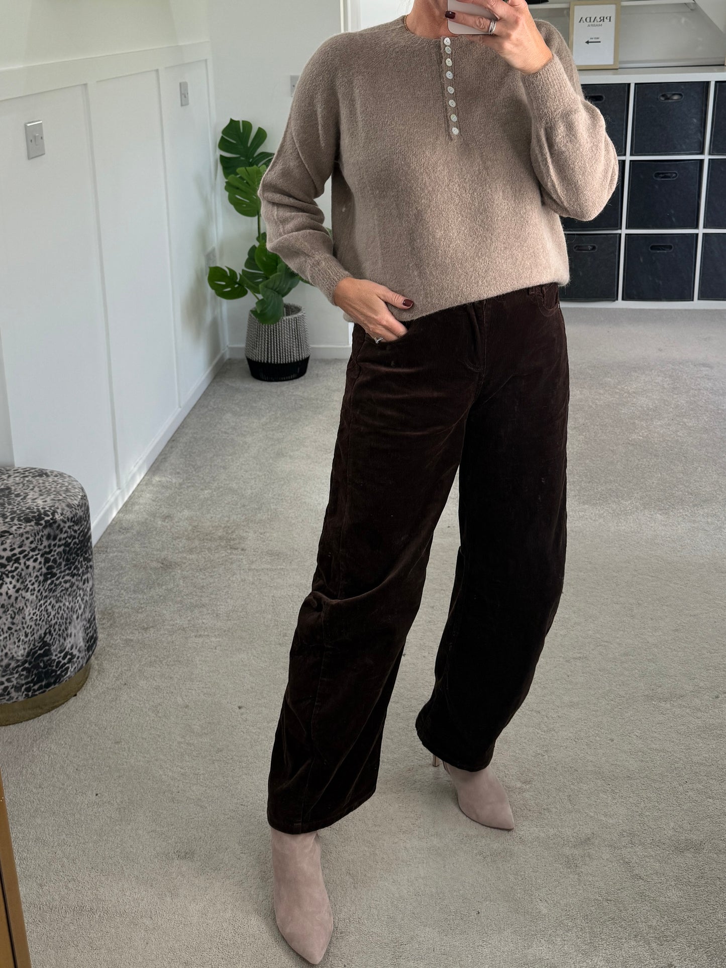 Barrel Leg Cords | Chocolate & Black