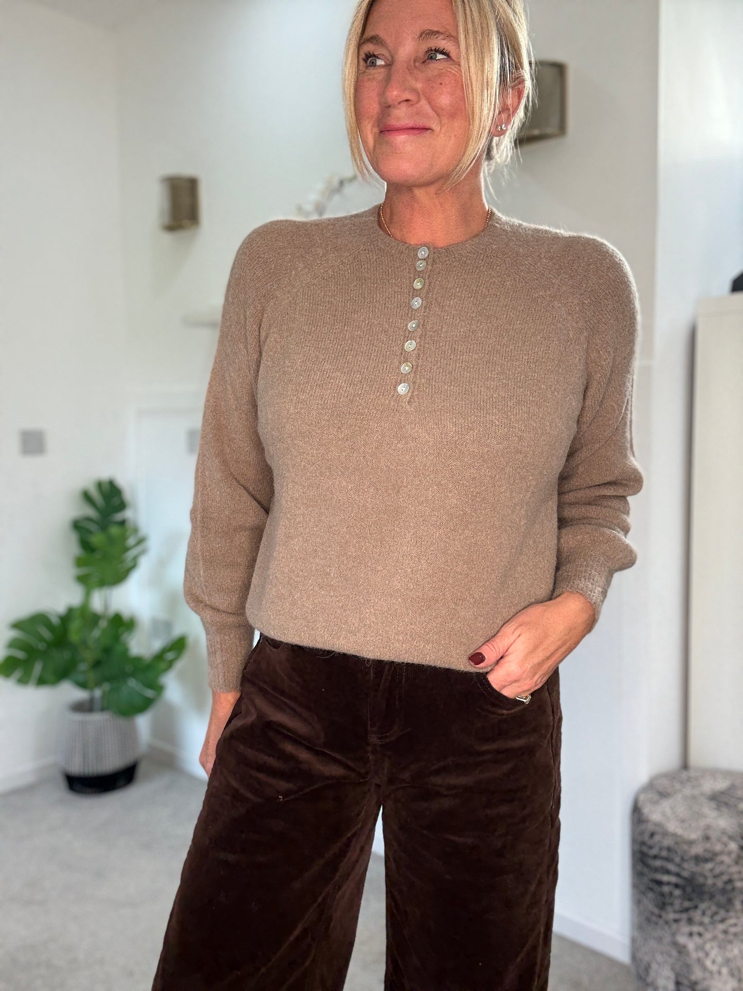 Barrel Leg Cords | Chocolate & Black