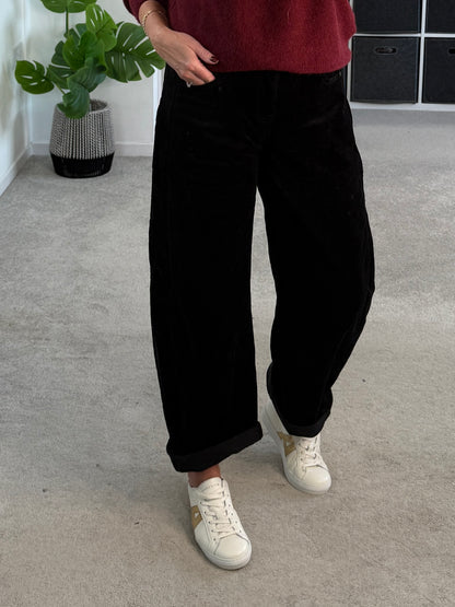 Barrel Leg Cords | Chocolate & Black