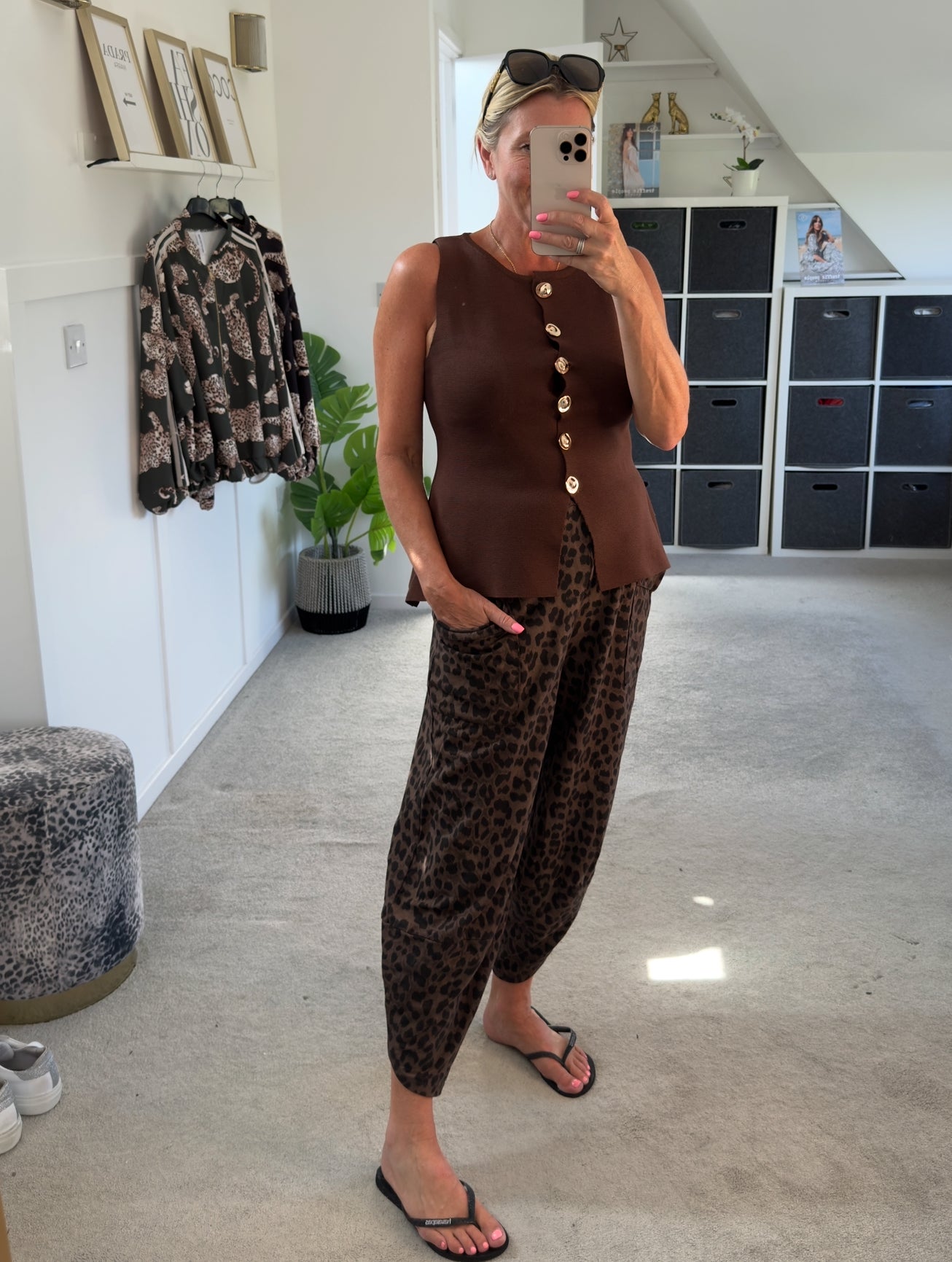 Dark Khaki Leopard Pocket Slim Barrel Cargo Joggers