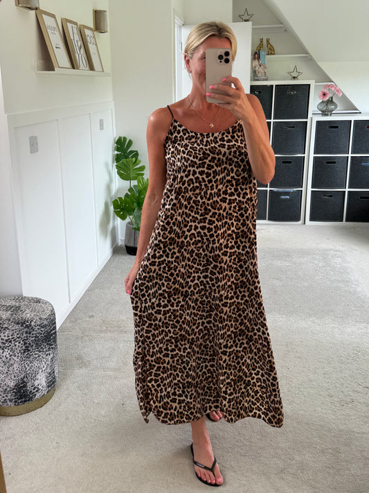 Leopard Print Strappy Cross Back Maxi Dress