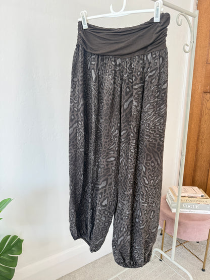 Animal Print Balloon Leg Trousers