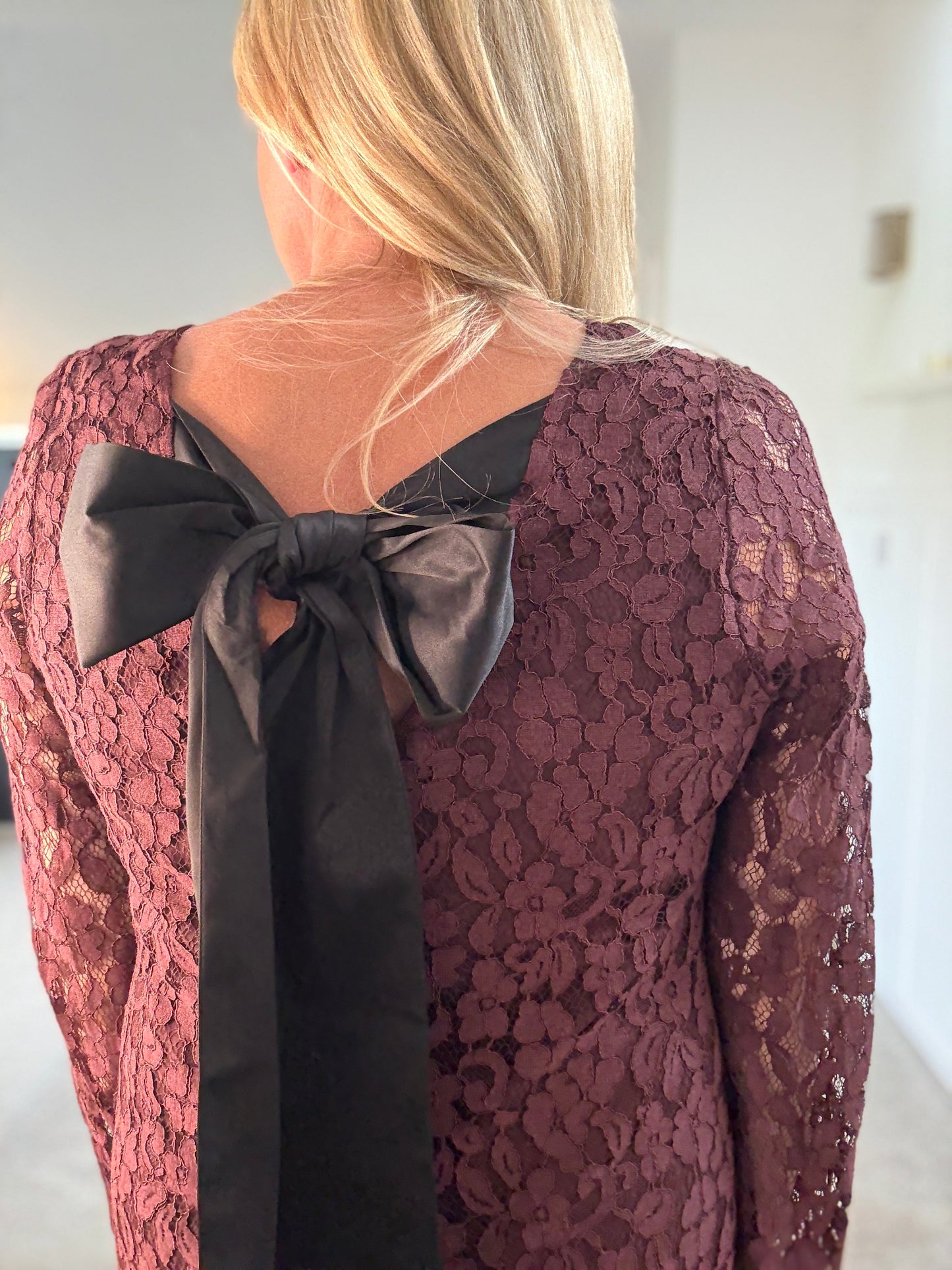 Uma Lace Bow Back Dress