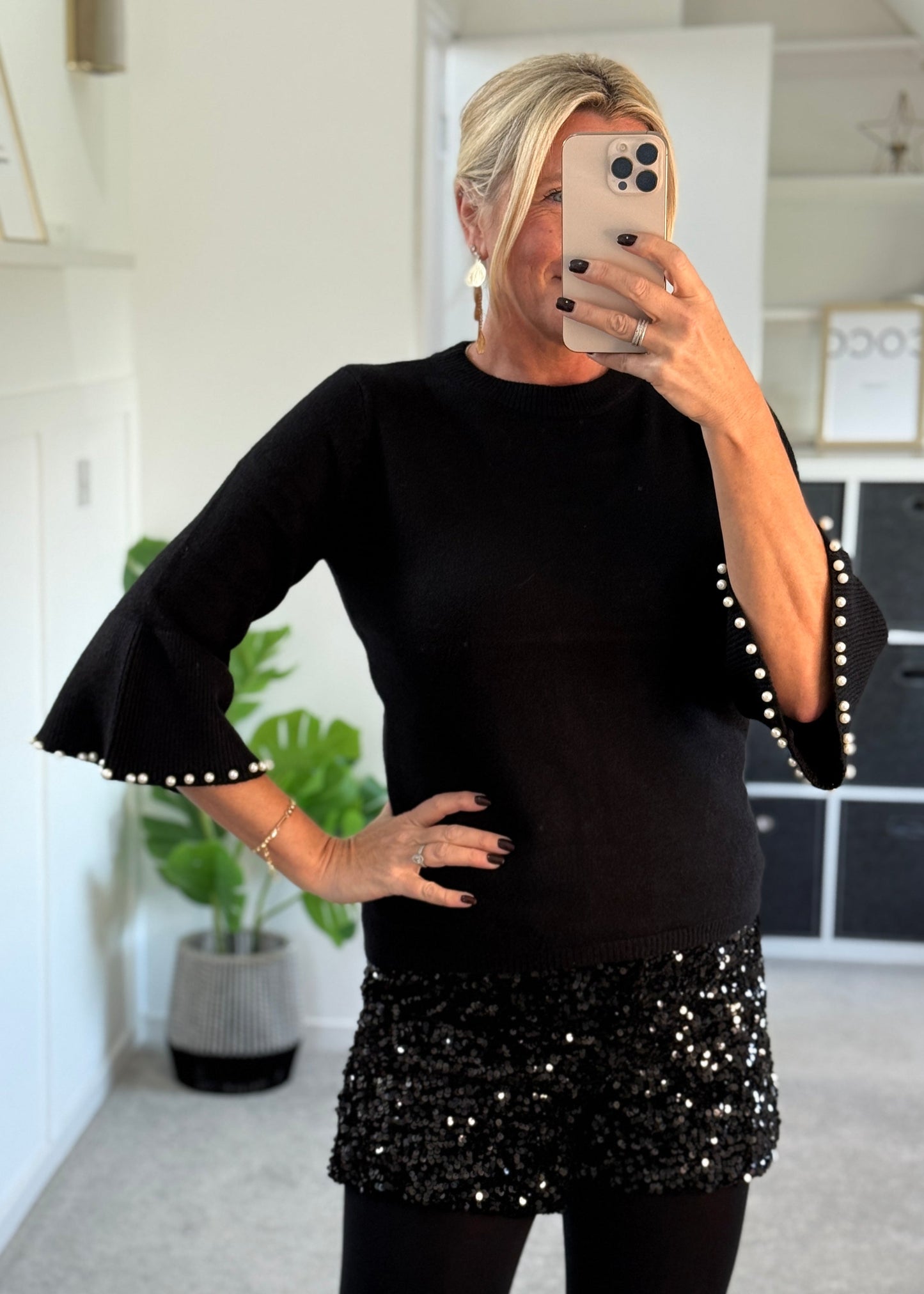 Black Pearl Flute Sleeve Jumper