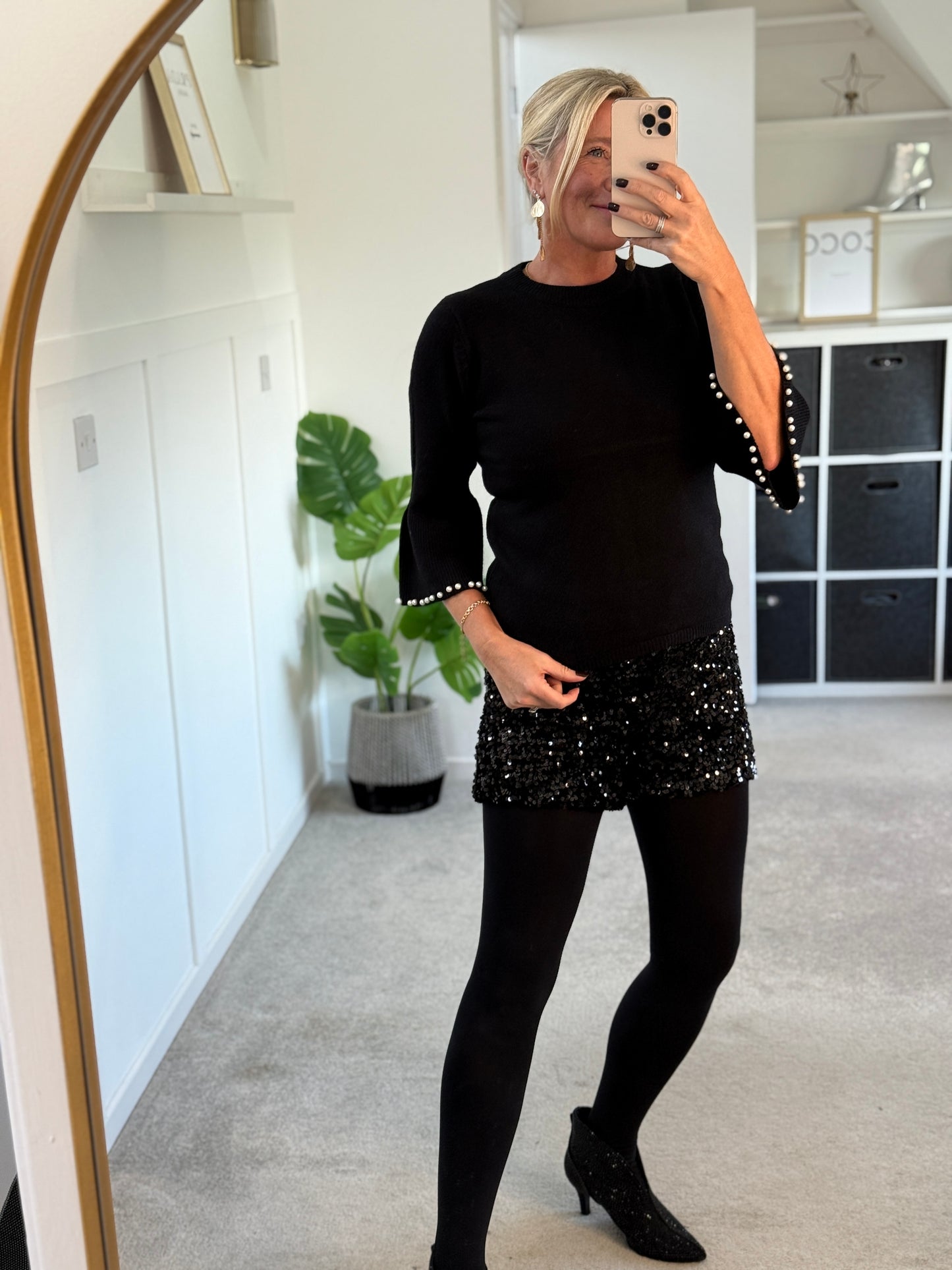 Black Pearl Flute Sleeve Jumper