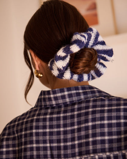 Red/Pink Chunky Stripe Knitted Scrunchie