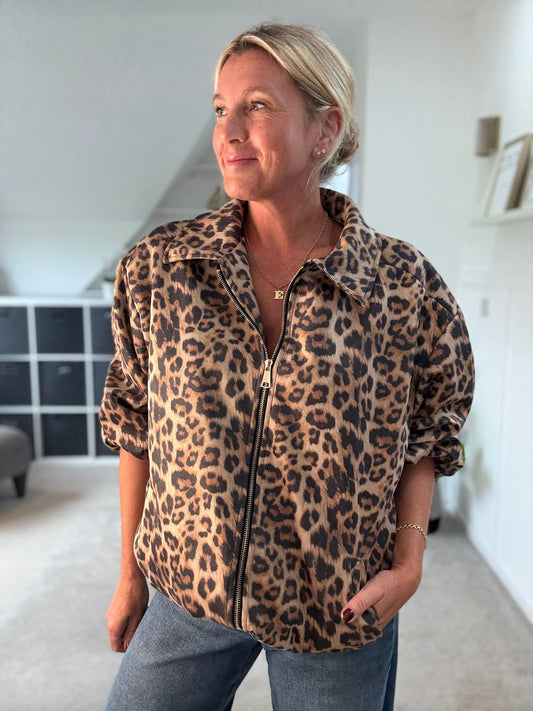 Classic Leopard Print Bomber Jacket