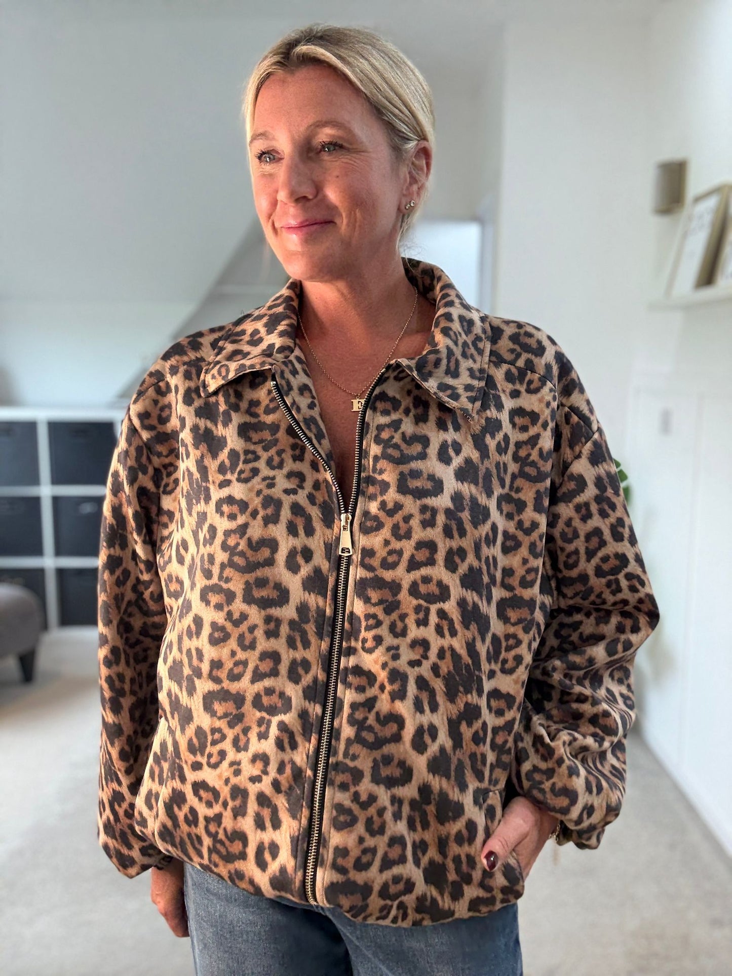 Classic Leopard Print Bomber Jacket