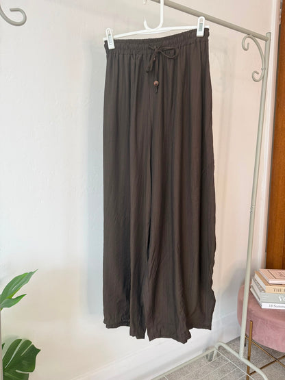 Black Floaty Barrel Crop Trousers