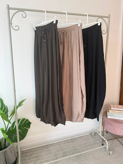 Black Floaty Barrel Crop Trousers