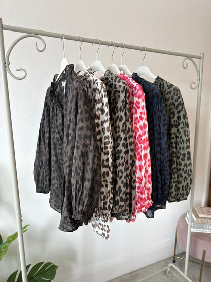 Navy Leopard 3/4 Puff Sleeve Blouse